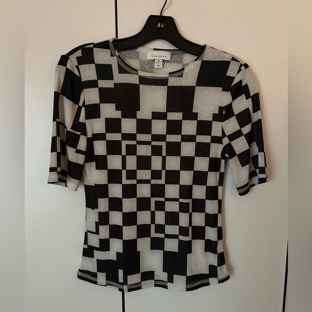 Topshop Monochrome Checkered Women’s Short Sleeve Top